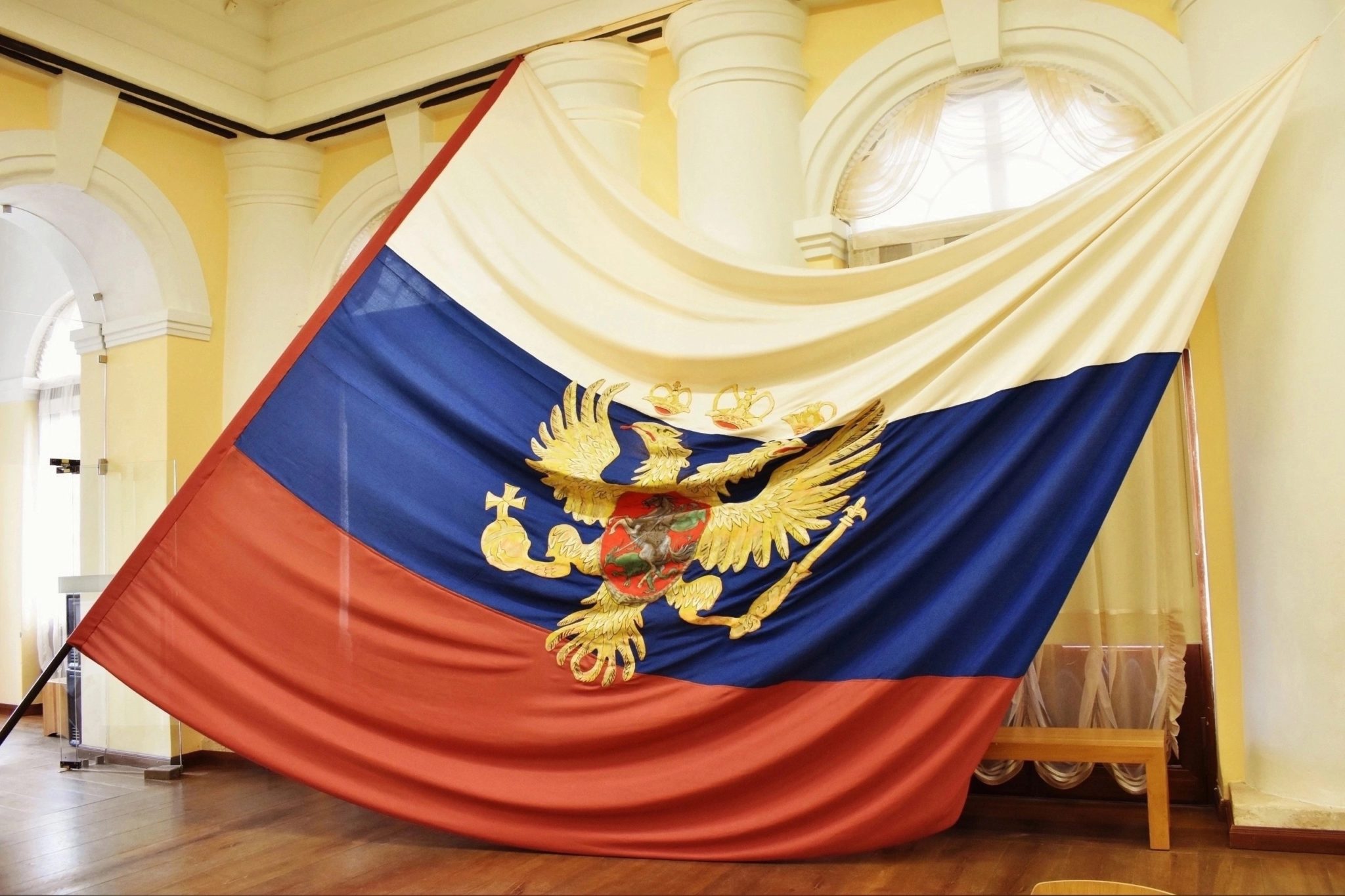 Музейный лекторий «Три цвета российских флагов»